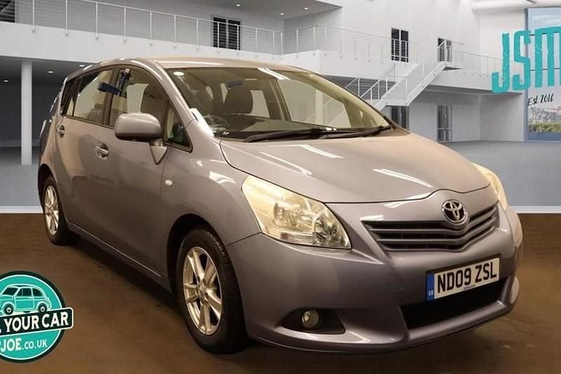 Blue Used 2009 Toyota Verso MPV | £8,250 - Image 1/1