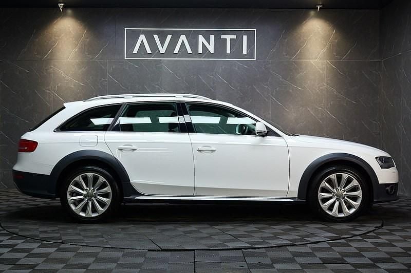Usado Audi A4 Allroad Comfort 177 HP (130 kW) 2014 Branco Carrinha