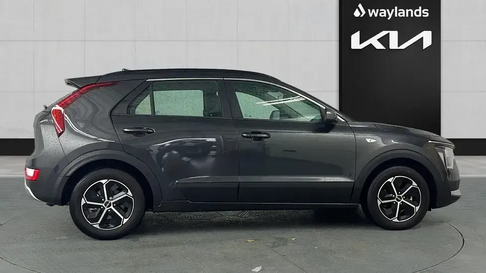 Used Kia Niro 2024 Grey SUV
