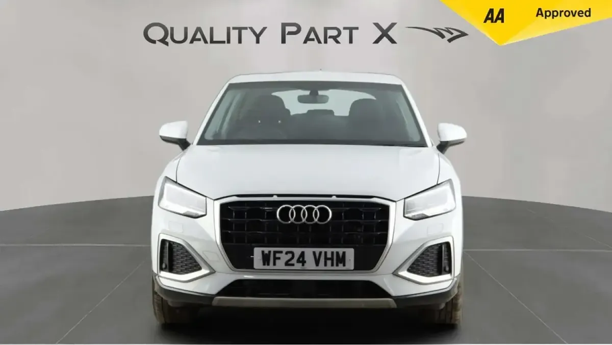 Used Audi Q2 Sport 150 HP (110 kW) 2024 White SUV