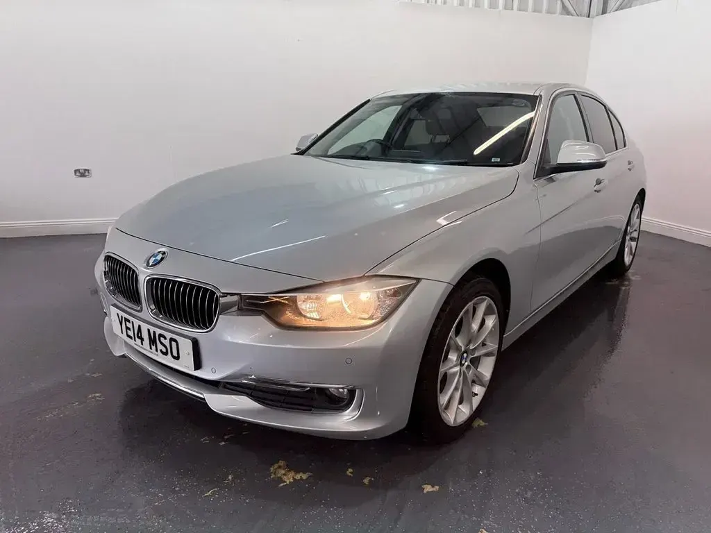 Used BMW 320 Luxury Line 184 HP (135 kW) 2014 Silver Sedan