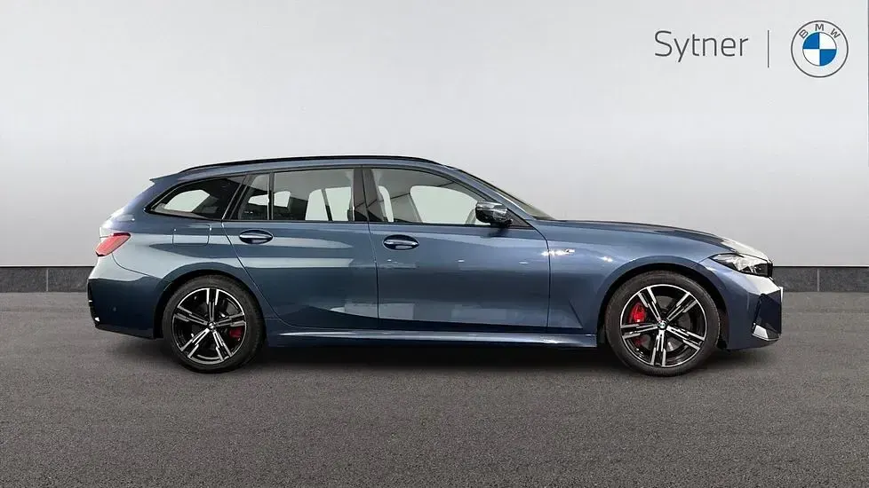 Used BMW 320 M Sport 181 HP (133 kW) 2025 Blue Estate
