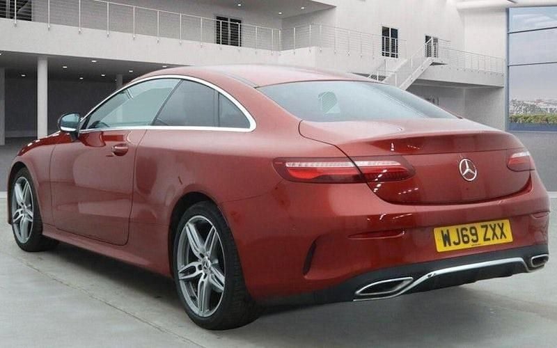 Used Mercedes E220 AMG line 194 HP (142 kW) 2019 Red Coupe