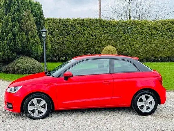 Used Audi A1 Design 116 HP (85 kW) 2015 Red Hatchback