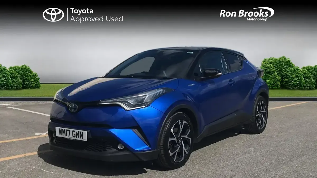 Used Toyota C-HR 122 HP (89 kW) 2017 Blue SUV