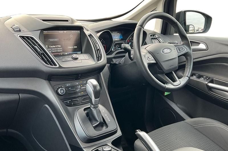 Used Ford Grand C-Max Zetec 120 HP (88 kW) 2016 Black MPV