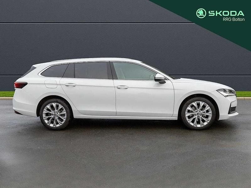 Used Skoda Superb SE L 110 HP (80 kW) 2025 Pure white Estate