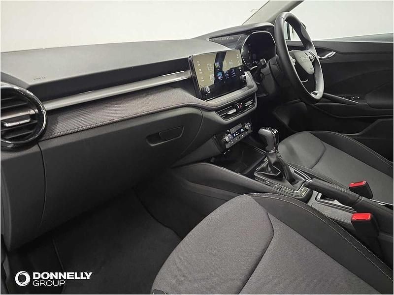 Used Skoda Fabia SE 85 HP (62 kW) 2025 Moon white metallic Hatchback