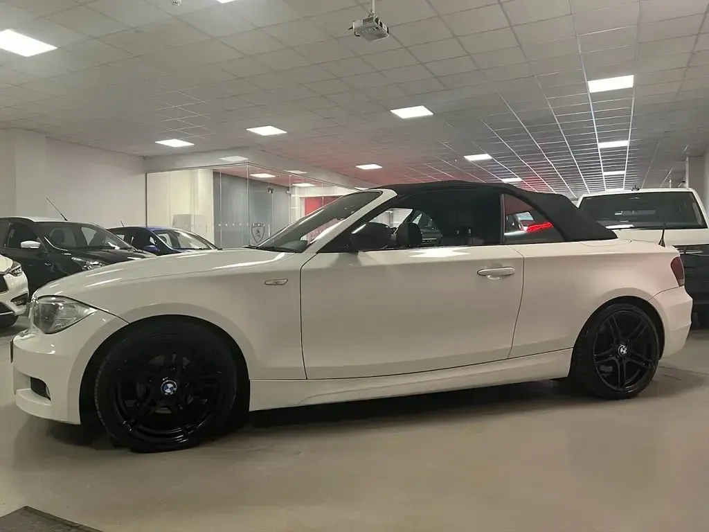 Used BMW 118 Cabriolet Sport Line 2013 White Cabriolet