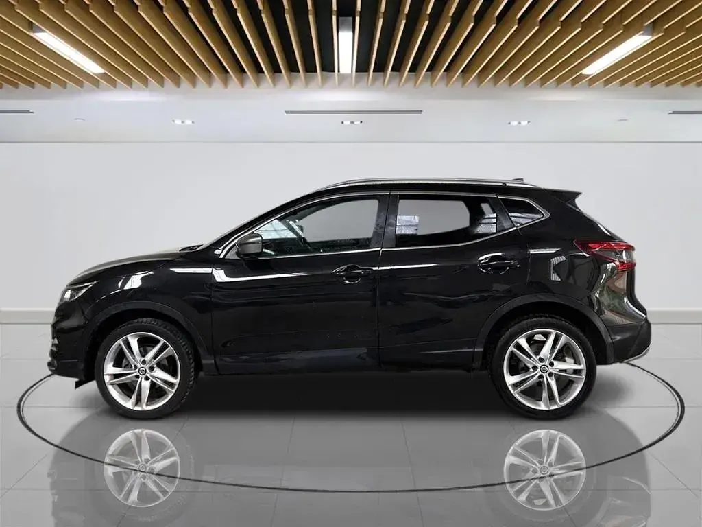 Used Nissan Qashqai N-Motion 140 HP (102 kW) 2019 Black SUV