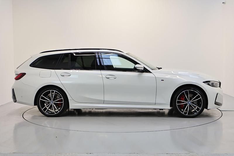 Used BMW 330e M Sport 288 HP (211 kW) 2024 White Estate