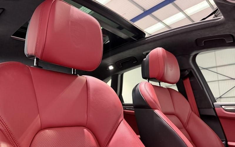 Usado Porsche Macan Turbo 441 HP (324 kW) 2020 SUV