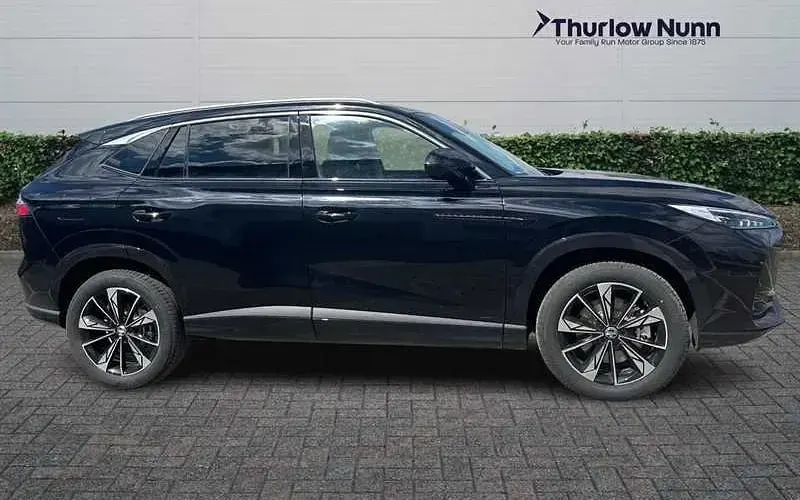 New MG HS SE 224 HP (164 kW) 2026 Black SUV