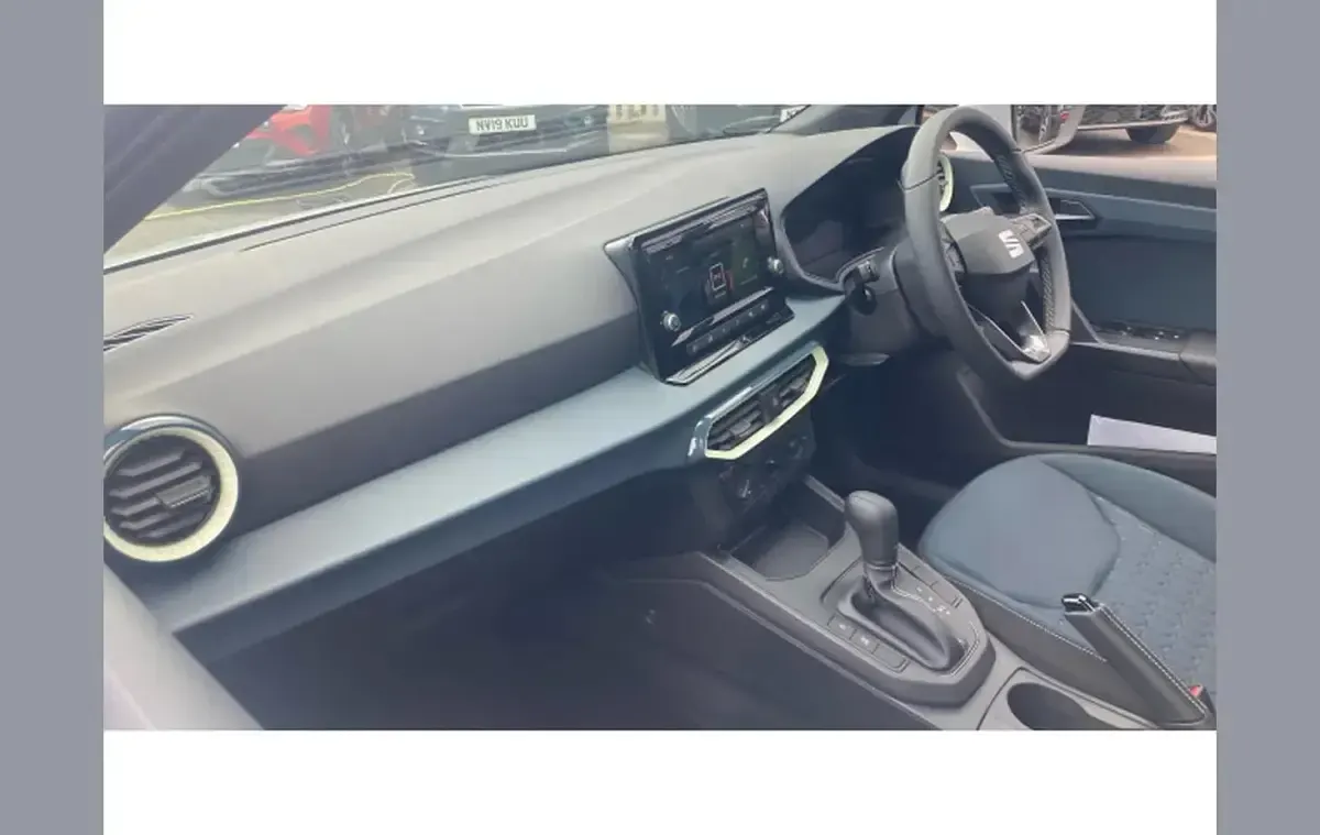 Ny Seat Ibiza SE 116 HK (85 kW) 2026 Vit Halvkombi