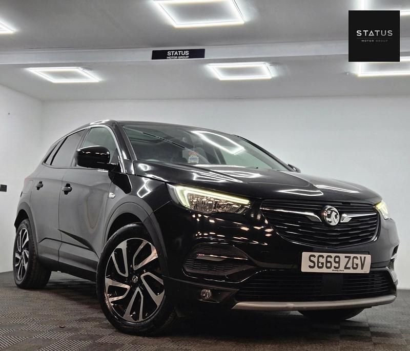 Used Vauxhall Grandland X Elite 130 HP (95 kW) 2019 Black SUV