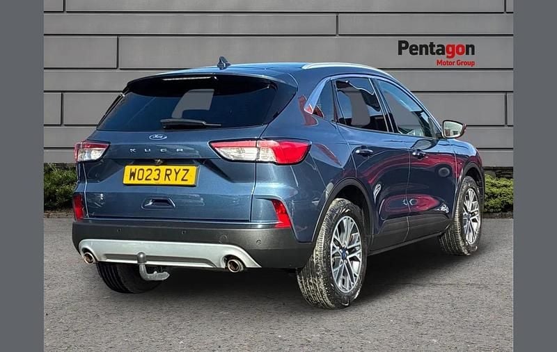 Used Ford Kuga Titanium 147 HP (108 kW) 2023 Blue SUV