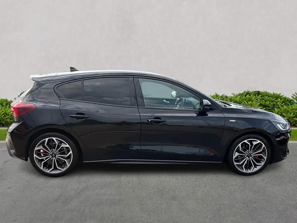 Used Ford Focus ST-Line X 2023 Black Hatchback