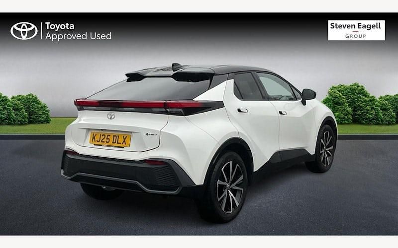 Used Toyota C-HR Design 140 HP (102 kW) 2026 SUV