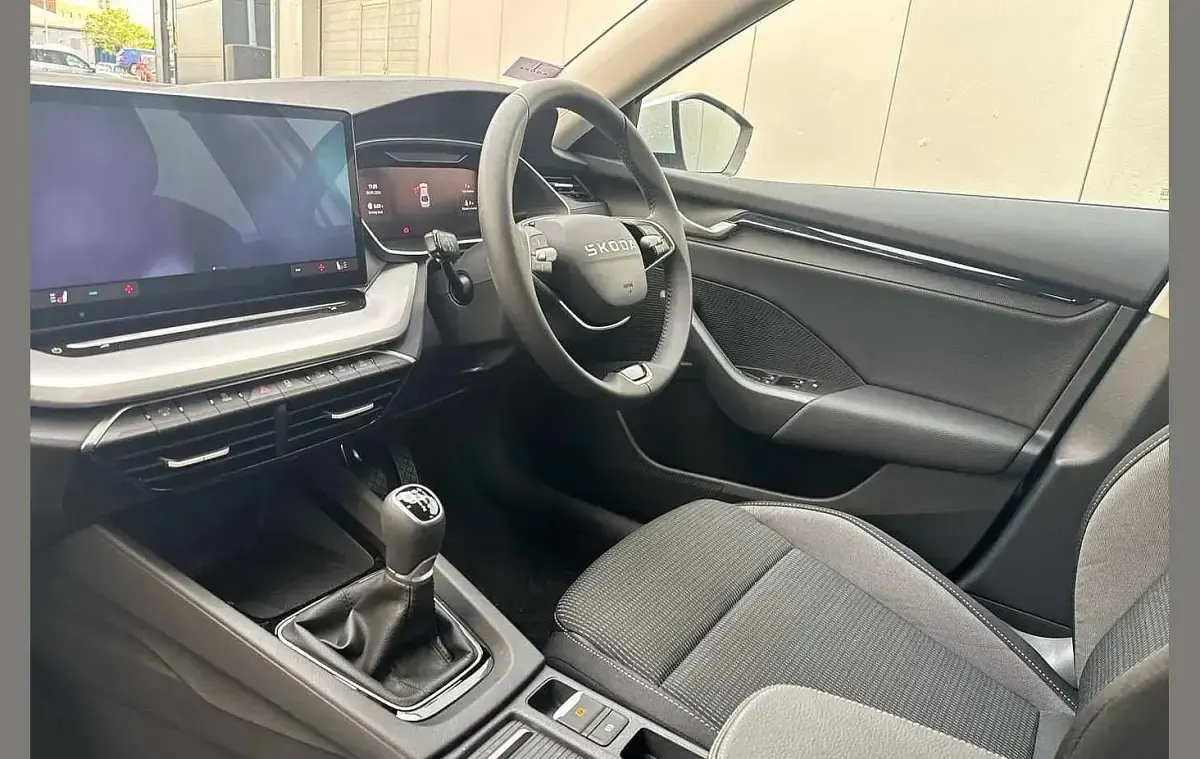 Nowe Skoda Octavia SE Technology 115 KM (84 kW) 2026 Biały Hatchback