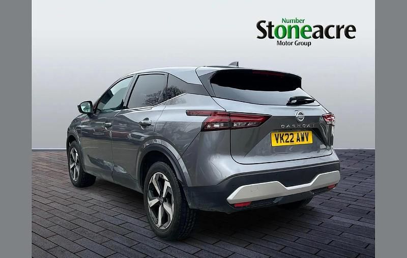 Used Nissan Qashqai N-Connecta 140 HP (102 kW) 2022 Grey SUV