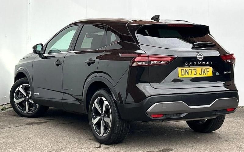 Used Nissan Qashqai N-Connecta 190 HP (139 kW) 2023 Black SUV