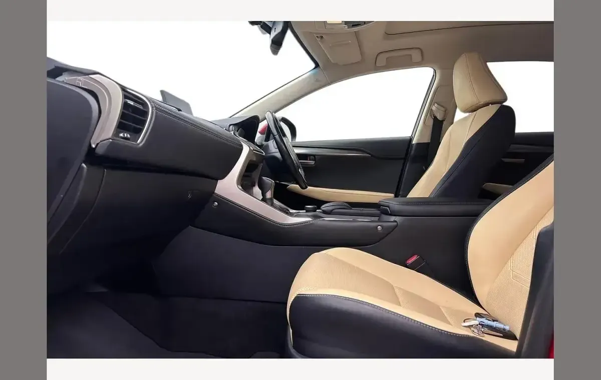 Used Lexus NX300h Luxury Line 194 HP (142 kW) 2017 Red SUV