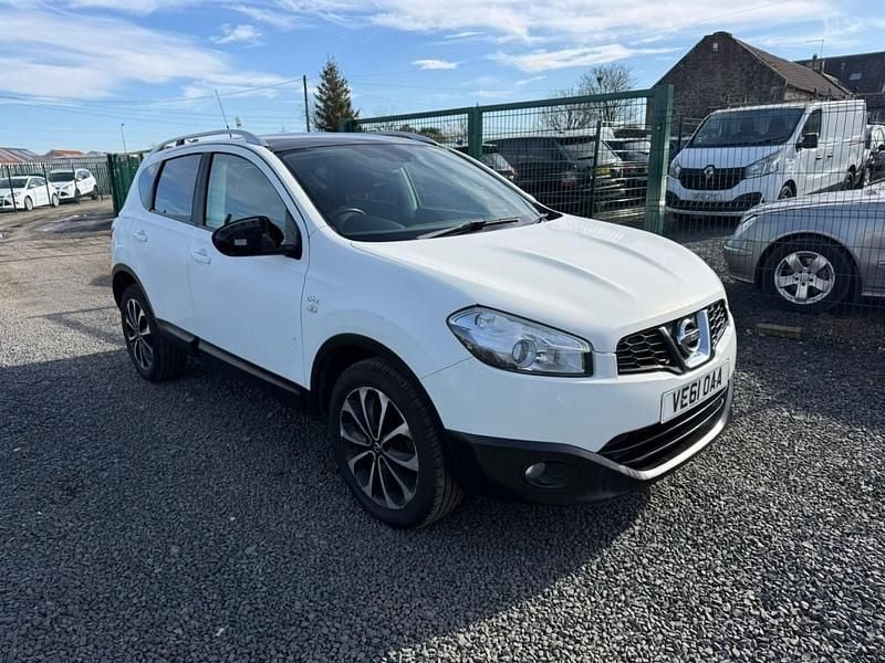 Used Nissan Qashqai N-TEC 2012 White SUV