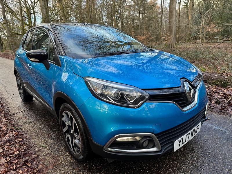 Usado Renault Captur Dynamique 90 HP (66 kW) 2017 Azul SUV