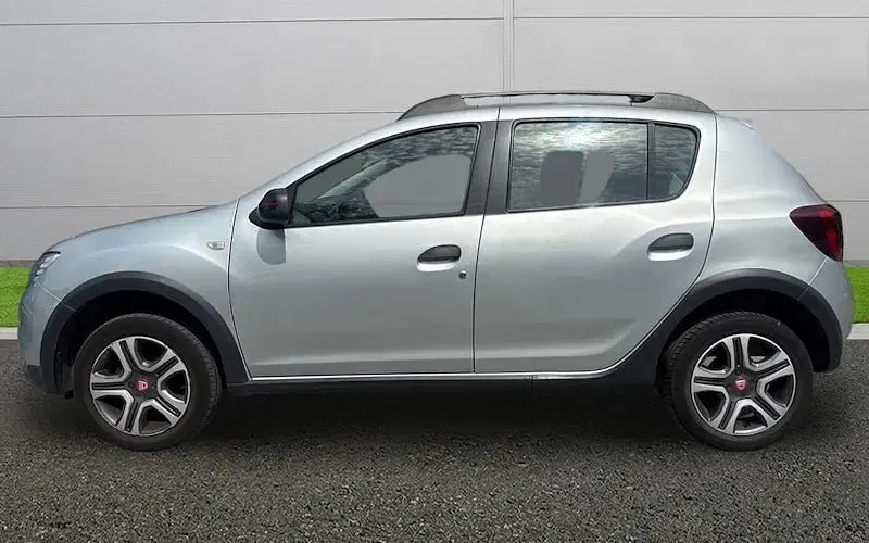 Used Dacia Sandero Stepway 90 HP (66 kW) 2019 Hatchback