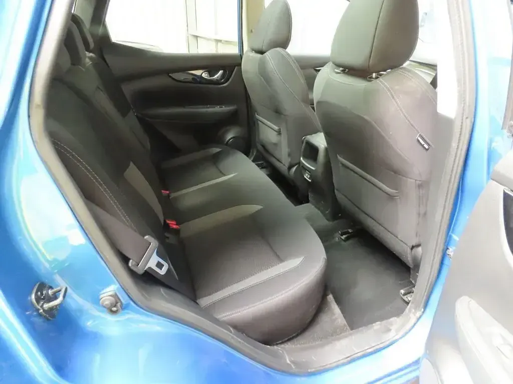 Used Nissan Qashqai N-Connecta 115 HP (84 kW) 2020 Blue SUV