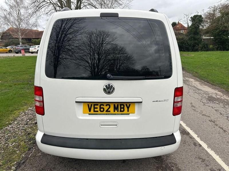 Used VW Caddy Edition 140 HP (102 kW) 2012 White MPV