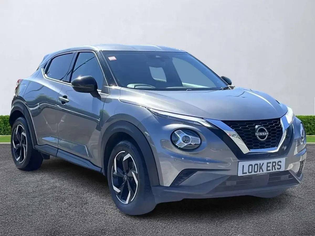 Used Nissan Juke N-Connecta 2023 Grey SUV