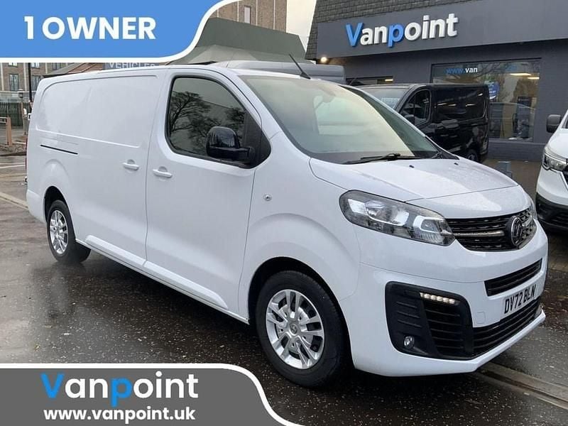 Used Vauxhall Vivaro Sportive 100 HP (73 kW) 2022 White MPV