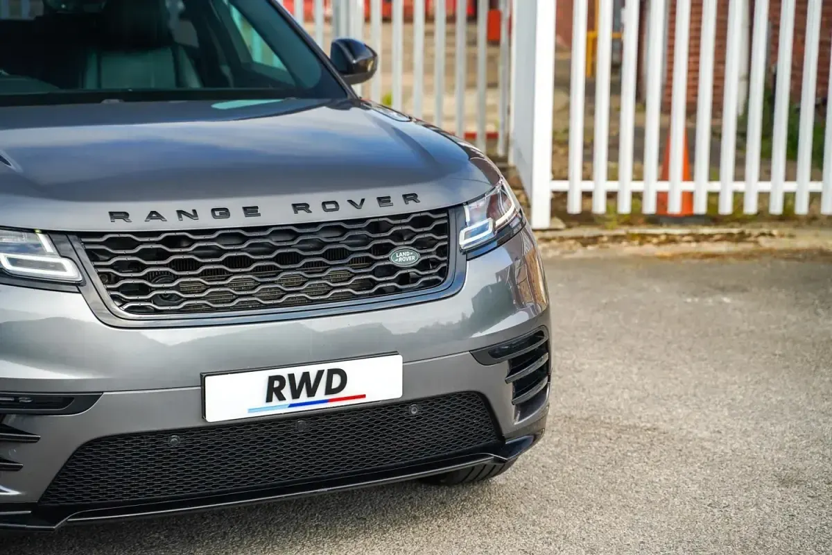 Second-hand Land Rover Range Rover Velar SE Dynamic 2018 Gri SUV