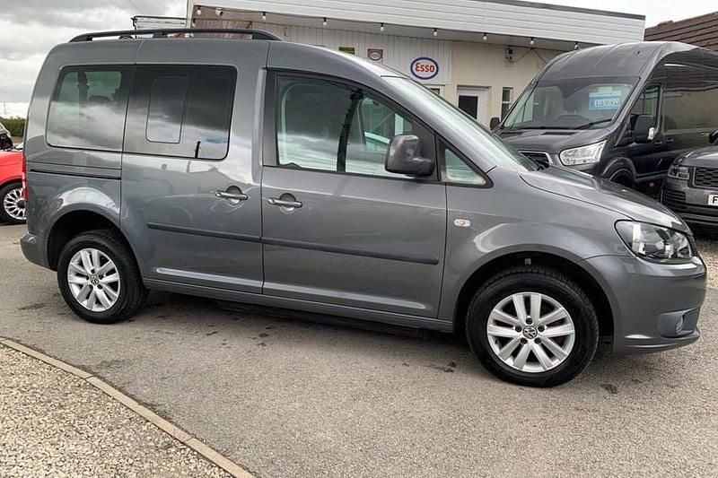 Used VW Caddy Maxi Life Life 102 HP (75 kW) 2015 MPV