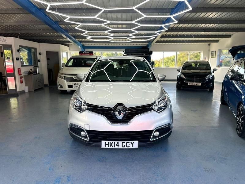 Silver Used 2014 Renault Captur Expression+ SUV | £5,995 (Fair price) - Image 1/4