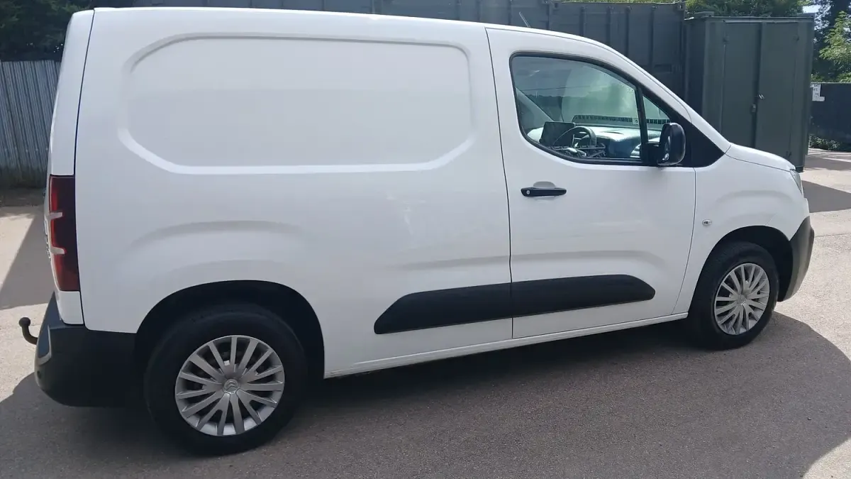 Used Citroën Berlingo 2021 White MPV