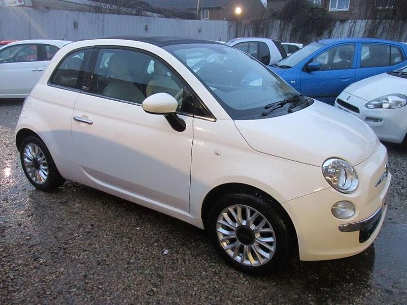 Used Fiat 500C Lounge 69 HP (50 kW) 2015 White Cabriolet
