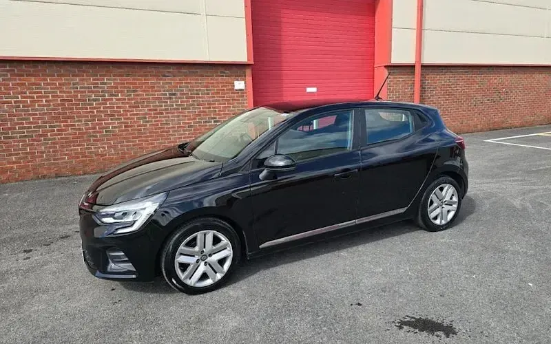 Gebraucht Renault Clio V Play 101 PS (74 kW) 2020 Schwarz Kleinwagen