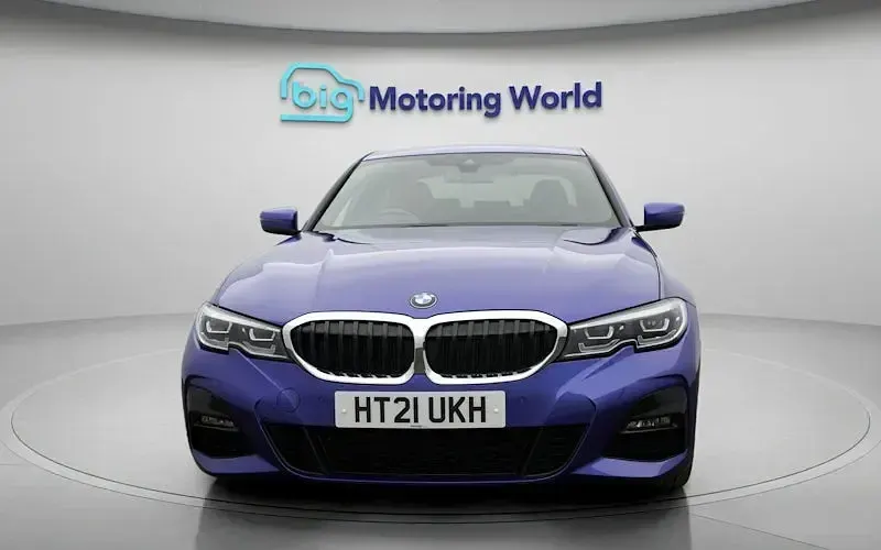 Used BMW 320 M Sport 184 HP (135 kW) 2021 Blue Sedan