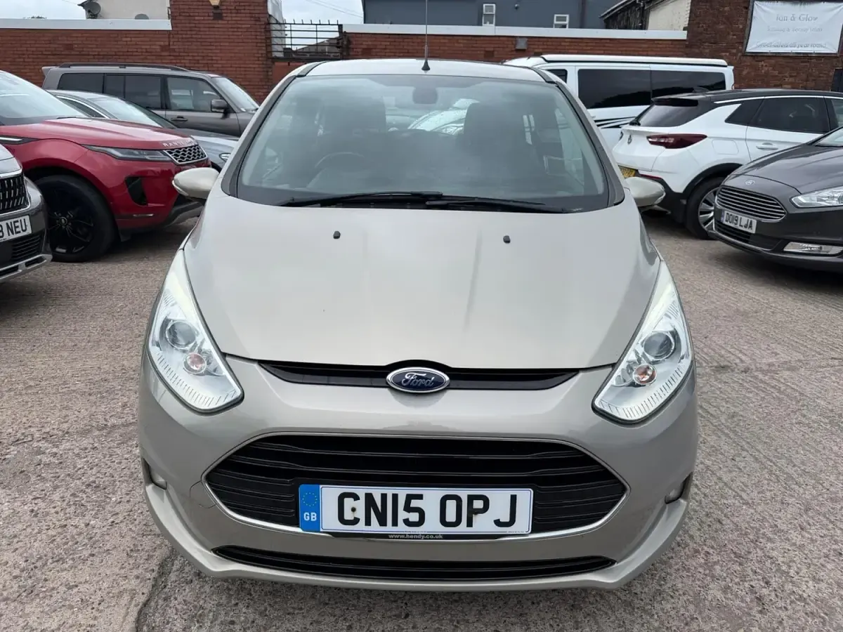 Used Ford B-MAX Titanium 2015 Silver MPV