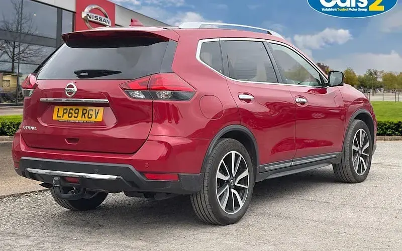 Used Nissan X-Trail Tekna 150 HP (110 kW) 2020 Red SUV