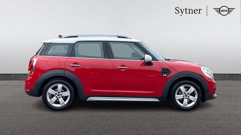 Used Mini Cooper Countryman 134 HP (98 kW) 2018 Red SUV