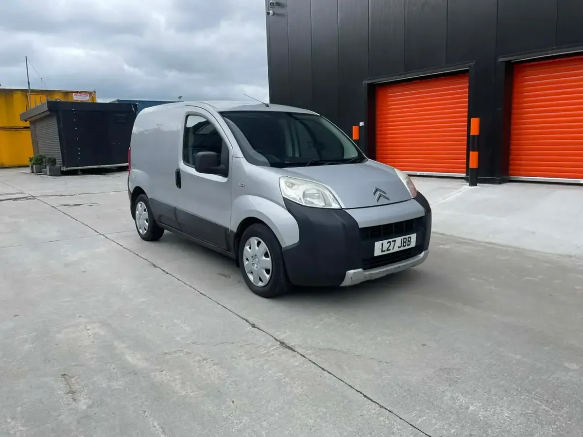 Używany Citroën Nemo Start 2013 Szary Minivan