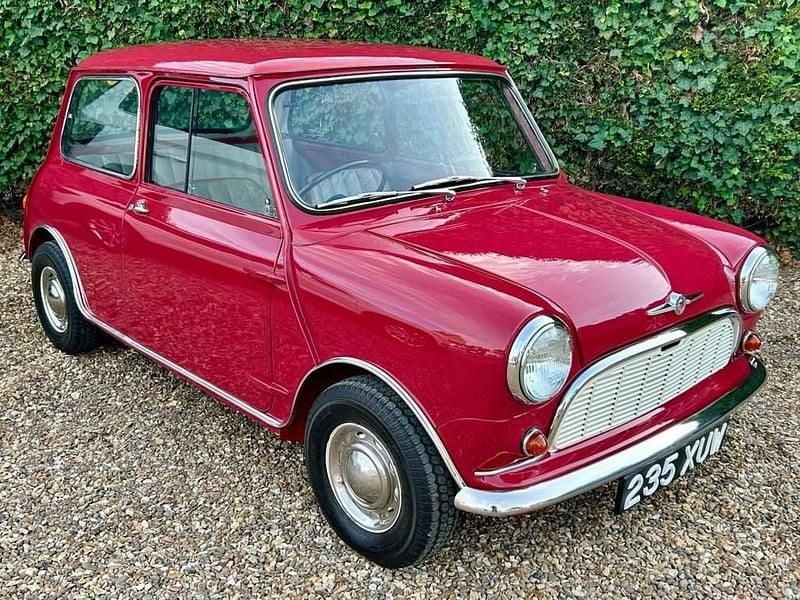 Used Morris Minor 1961 Red Sedan