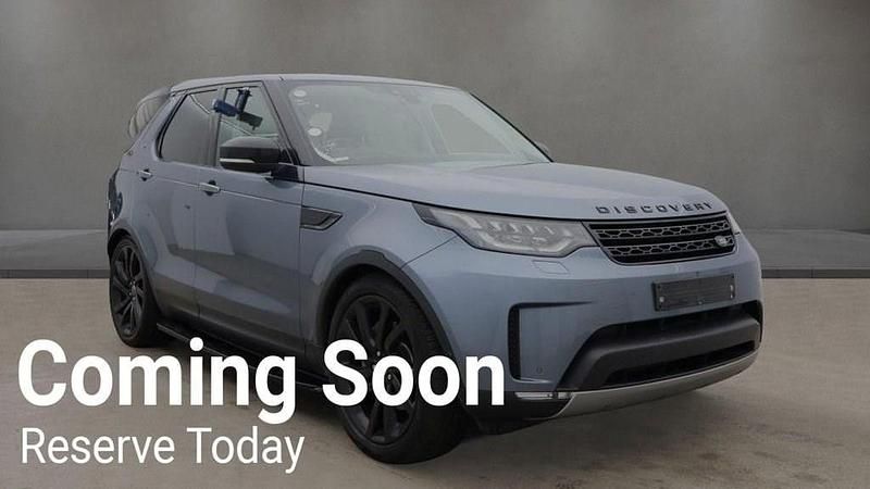 Blue Used 2018 Land Rover Discovery 5 HSE Luxury SUV | £28,999 (Expensive) - Image 1/4