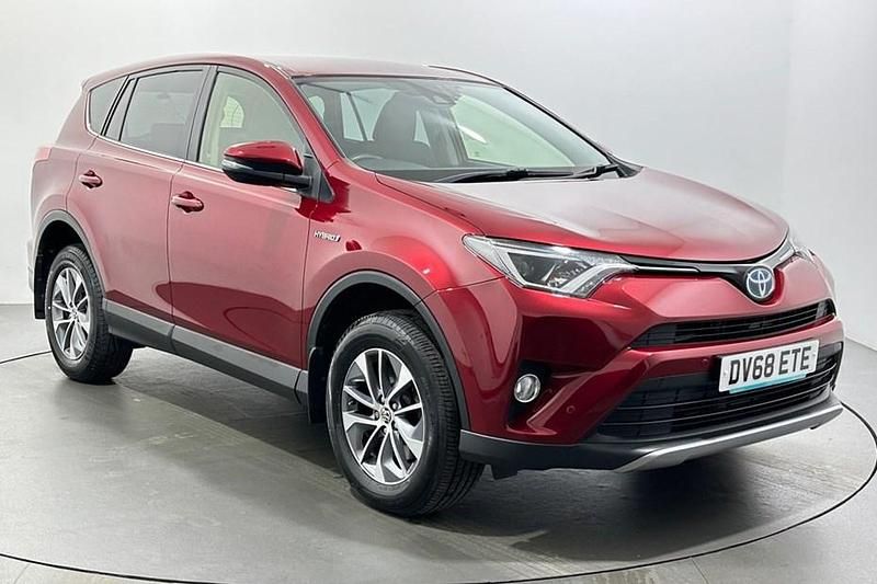Used Toyota RAV4 Hybrid 197 HP (144 kW) 2018 SUV