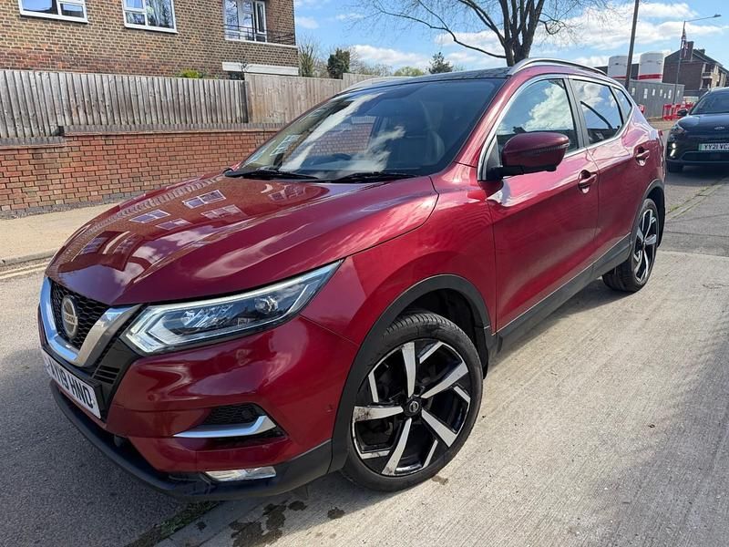 Used Nissan Qashqai Tekna 2019 Red SUV