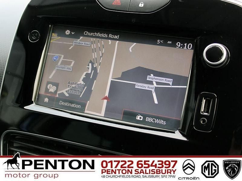 Used Renault Clio IV Iconic 90 HP (66 kW) 2018 Blue Hatchback