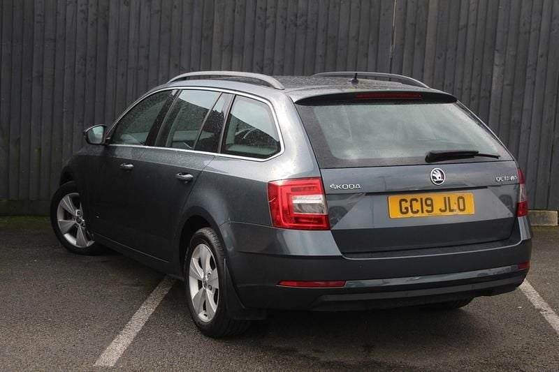 Used Skoda Octavia SE Technology 115 HP (84 kW) 2019 Grey Estate